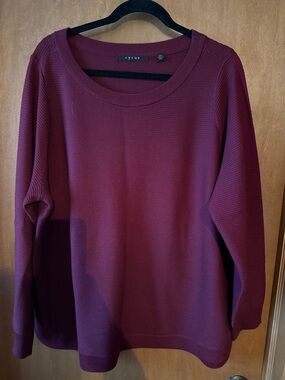 NWOT Cyrus Ribbed Knit Sweater in Deep Wine